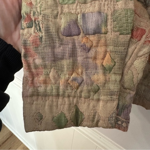 Orvis Women’s Long Sleeve Button Up Tan Abstract Quilted Cropped Jacket Sz S GUC - Picture 6 of 7